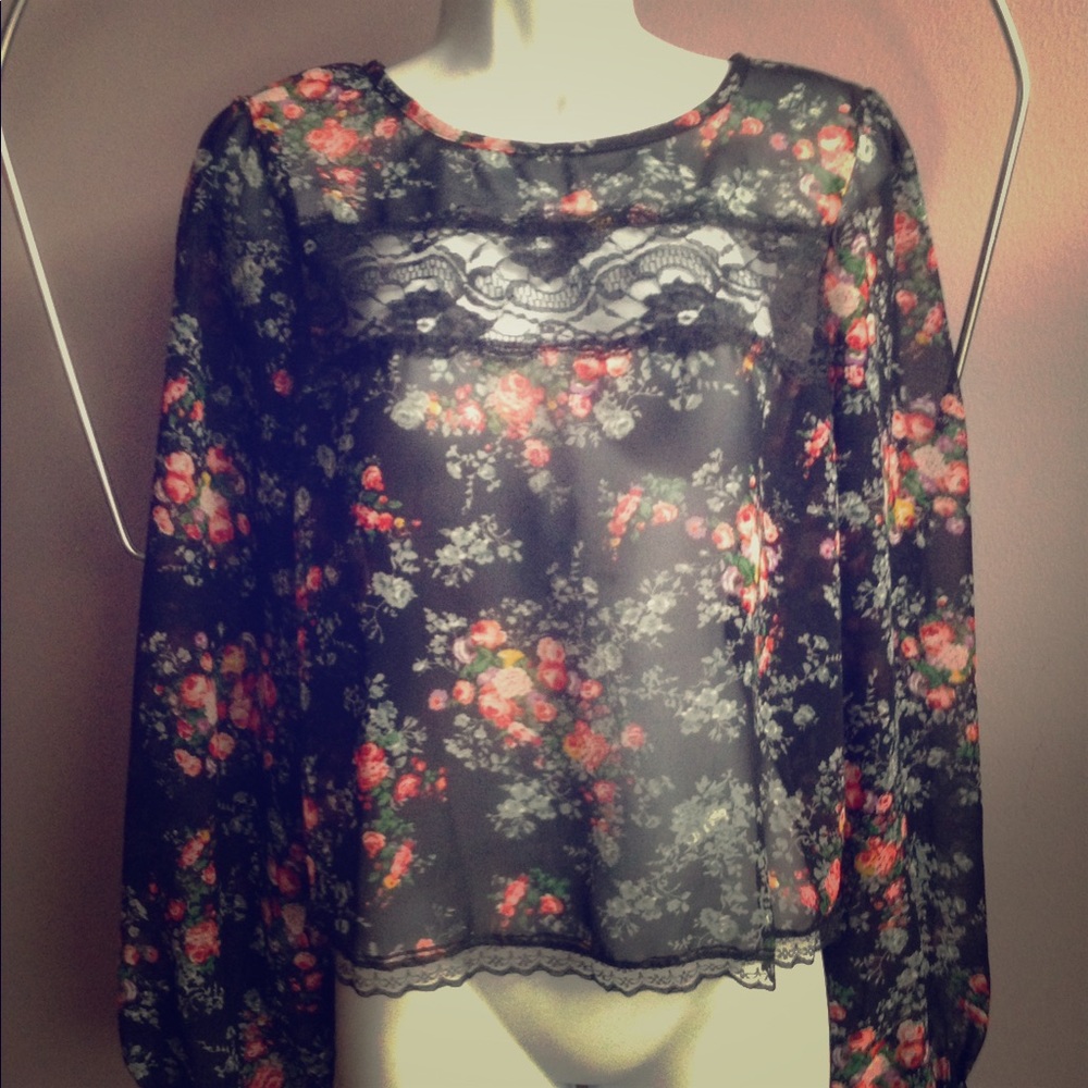 NEW WITH TAG - never worn - juniors LRG “Fun & Flirt by Japna” sheer lacy top